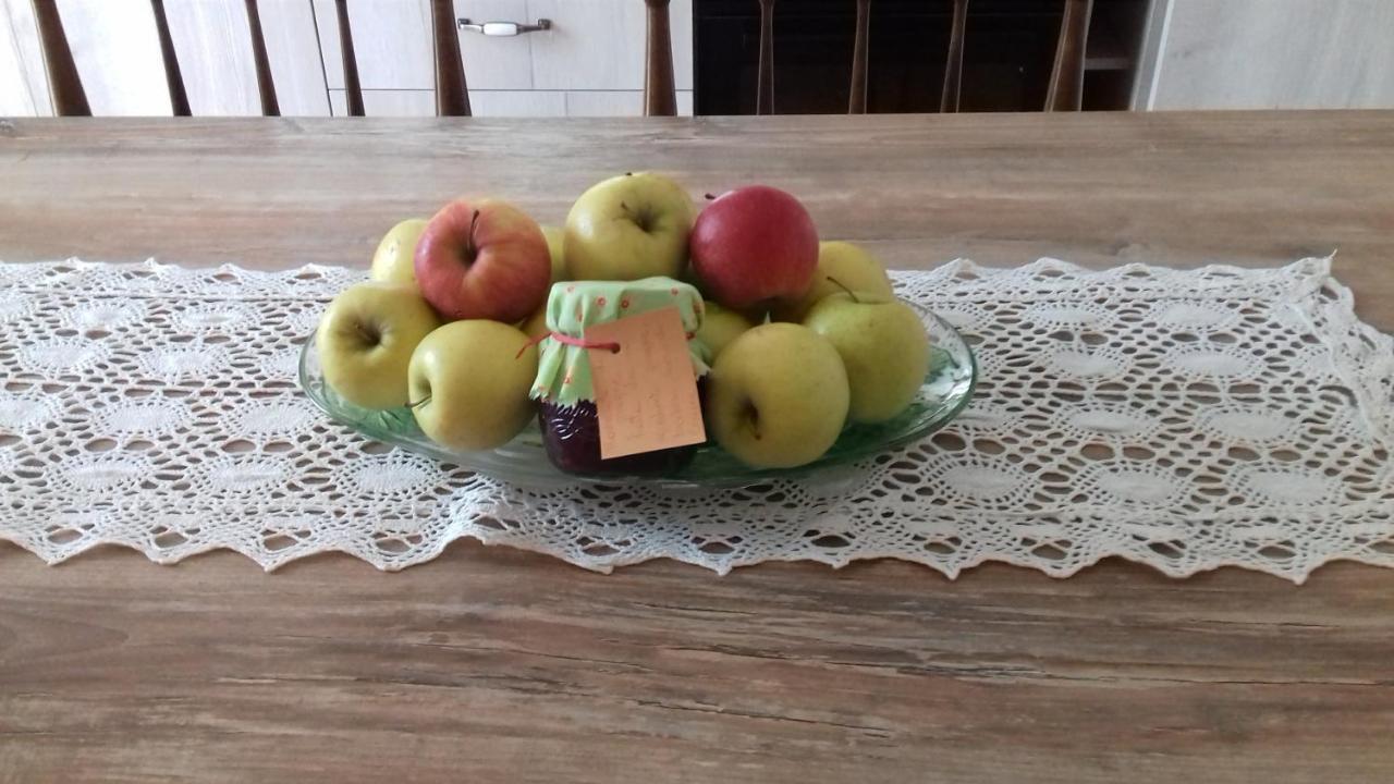דירות מצולאגו Ca' Albano מראה חיצוני תמונה